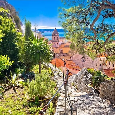 Jolara With Heated Pool Apartman